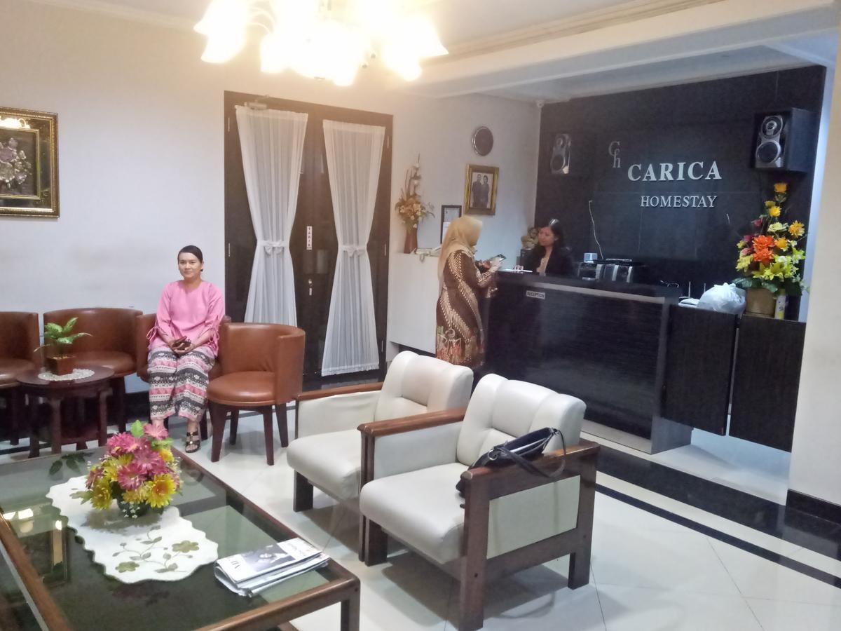 Carica Homestay Surabaya Kültér fotó