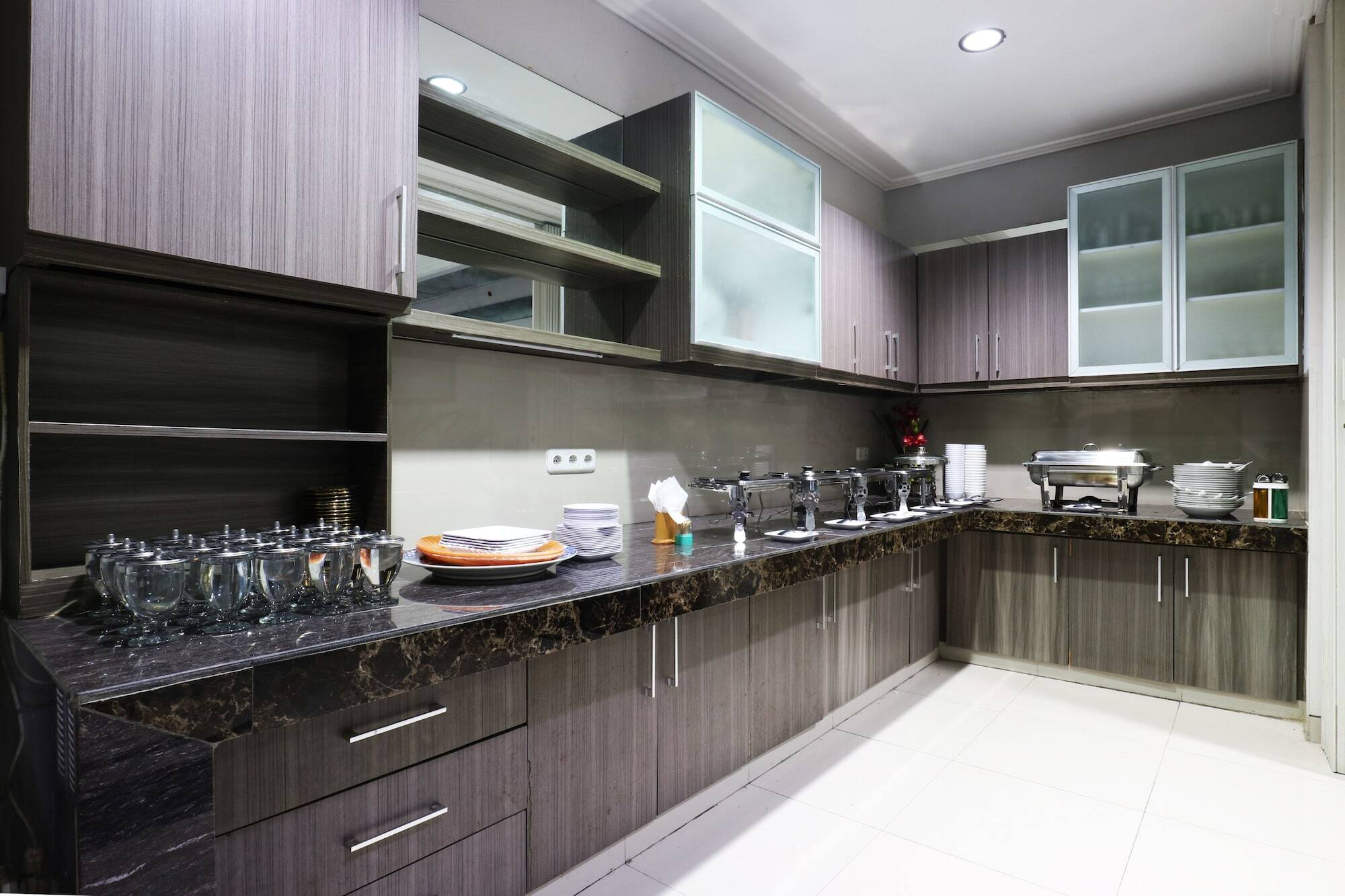 Carica Homestay Surabaya Kültér fotó